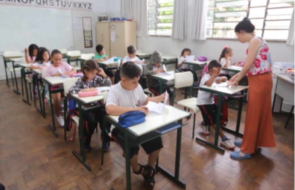 jacarei-inicia-aplicacao-das-avaliacoes-do-saeb-para-mais-de-2-mil-alunos-da-rede-municipal
