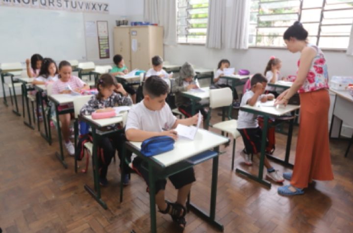 jacarei-inicia-aplicacao-das-avaliacoes-do-saeb-para-mais-de-2-mil-alunos-da-rede-municipal