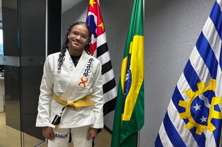 jovem-de-sao-jose-dos-campos-e-destaque-no-jiu-jitsu-e-visita-paco-municipal