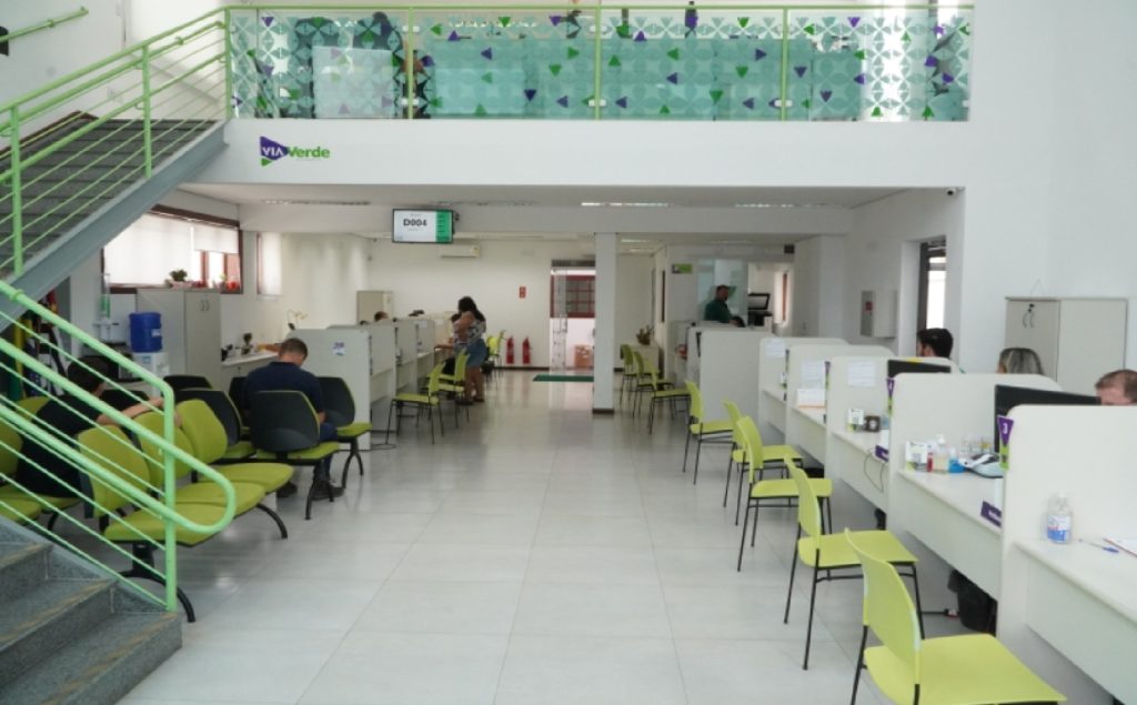 pat-de-ilhabela-inicia-a-semana-com-mais-de-100-vagas-de-emprego-e-salarios-de-ate-r-4-mil