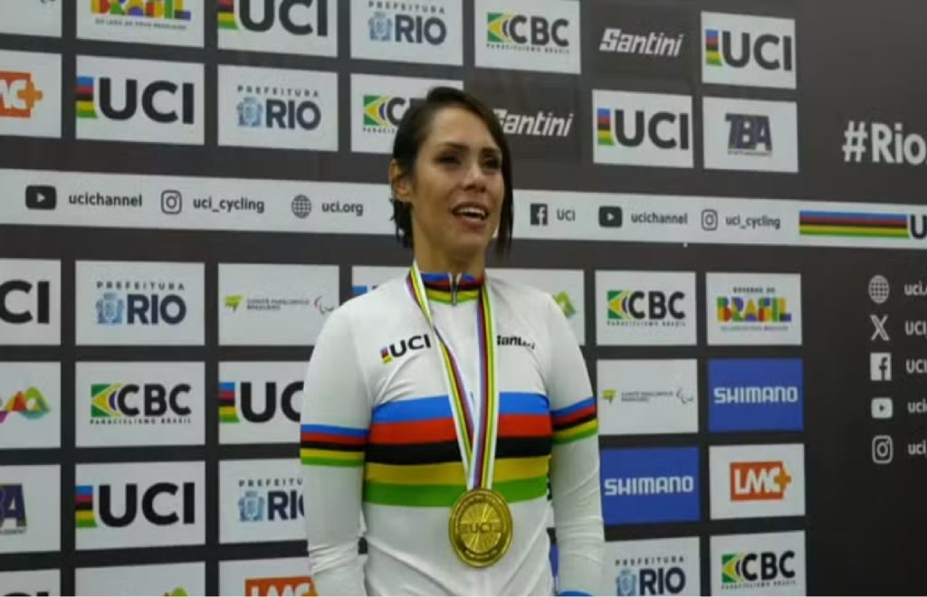 sabrina-custodia-de-sao-jose-dos-campos-conquista-medalha-de-ouro-e-quebra-recorde-no-mundial-de-ciclismo-paralimpico