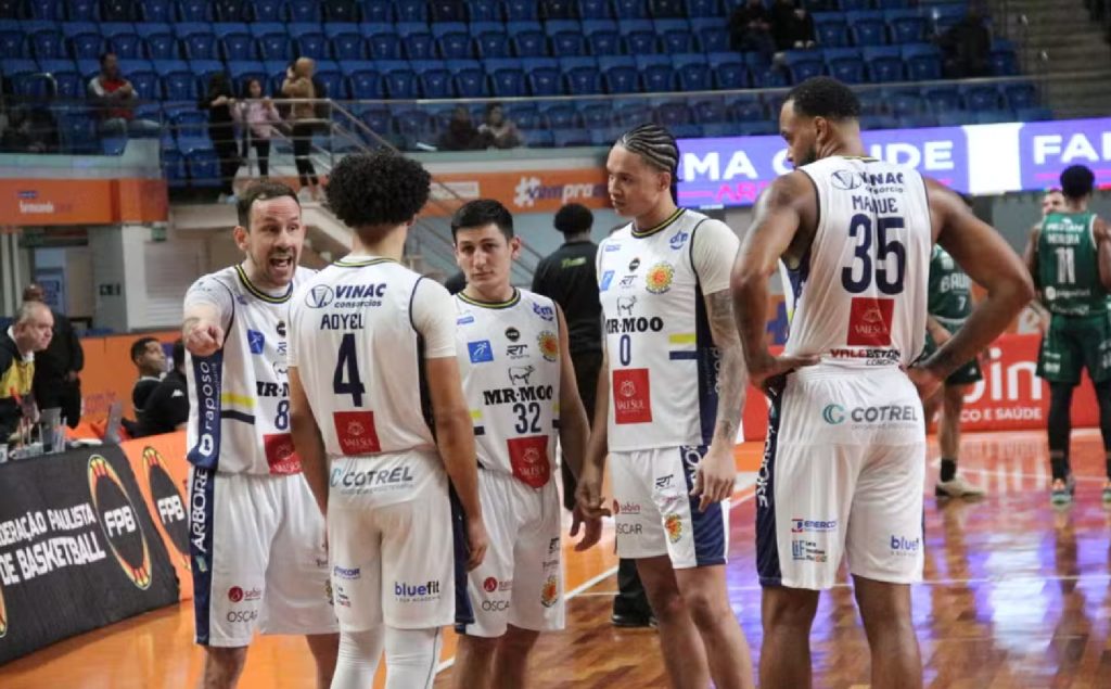 sao-jose-basquete-estreia-no-nbb-2025-26-neste-sabado-18-contra-o-cruzeiro