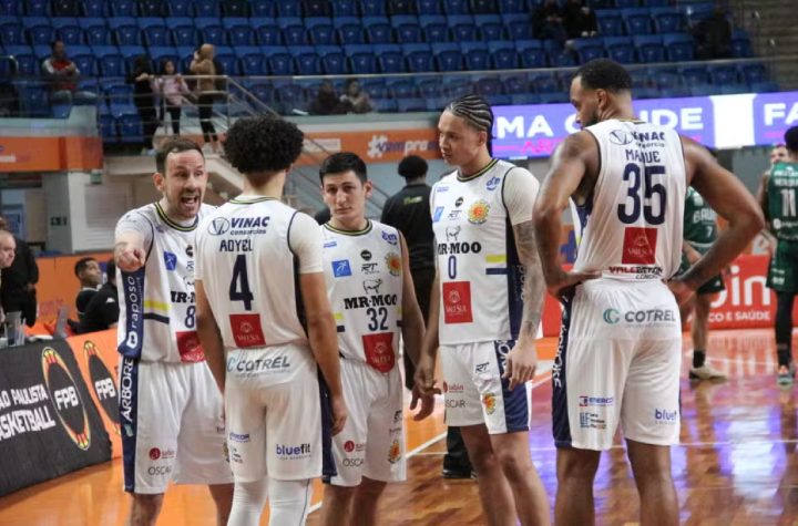 sao-jose-basquete-estreia-no-nbb-2025-26-neste-sabado-18-contra-o-cruzeiro