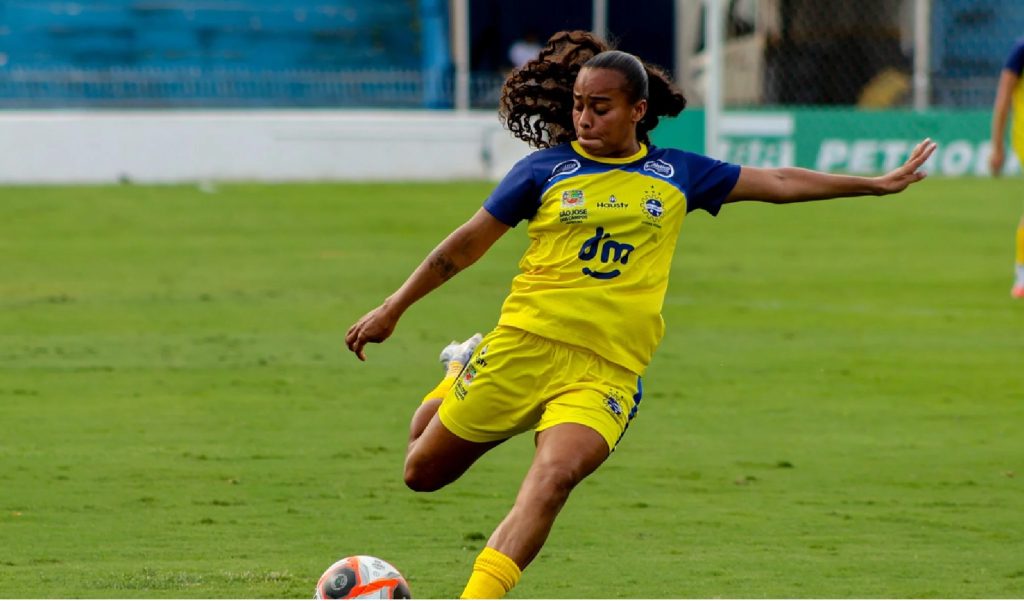 sao-jose-vence-sao-bento-e-mantem-lideranca-na-taca-paulistana-de-futebol-feminino