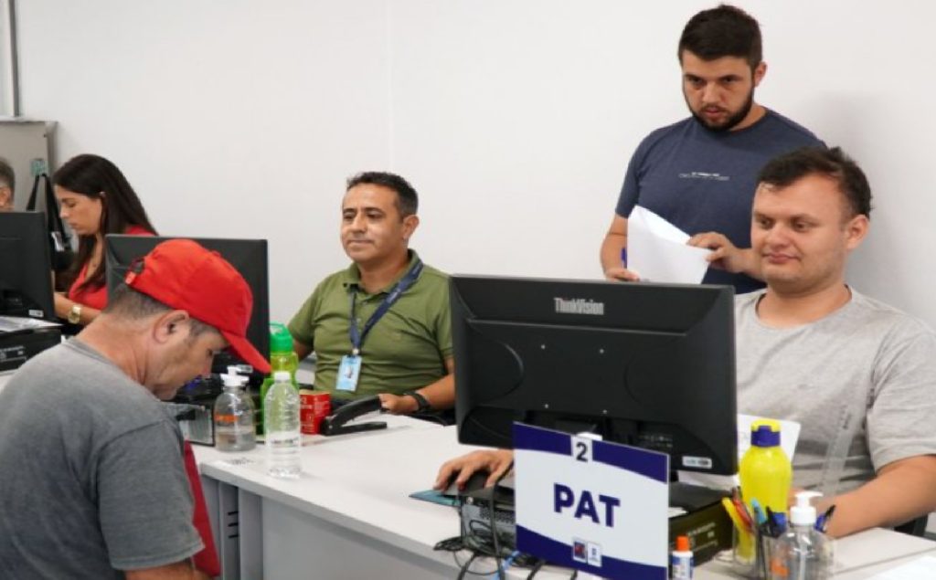 sao-sebastiao-oferece-mais-de-90-vagas-de-emprego-pelo-pat