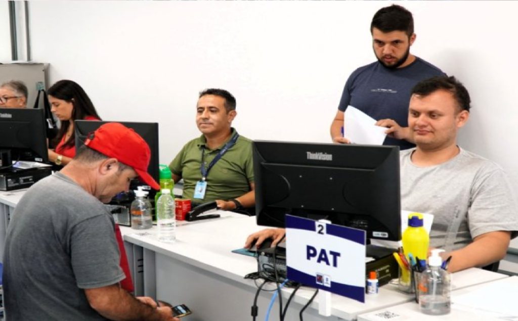 sao-sebastiao-realiza-mutirao-de-empregos-com-entrevistas-na-hora-para-moradores-da-regiao-central