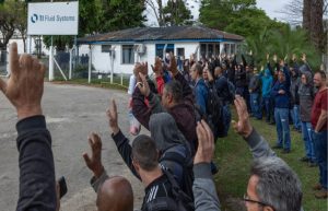 trabalhadores-da-ti-automotive-em-sao-jose-dos-campos-realizam-paralisacao-e-aprovam-aviso-de-greve