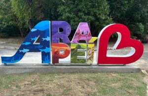 arapei-inaugura-novo-letreiro-turistico-e-reforca-identidade-da-cidade