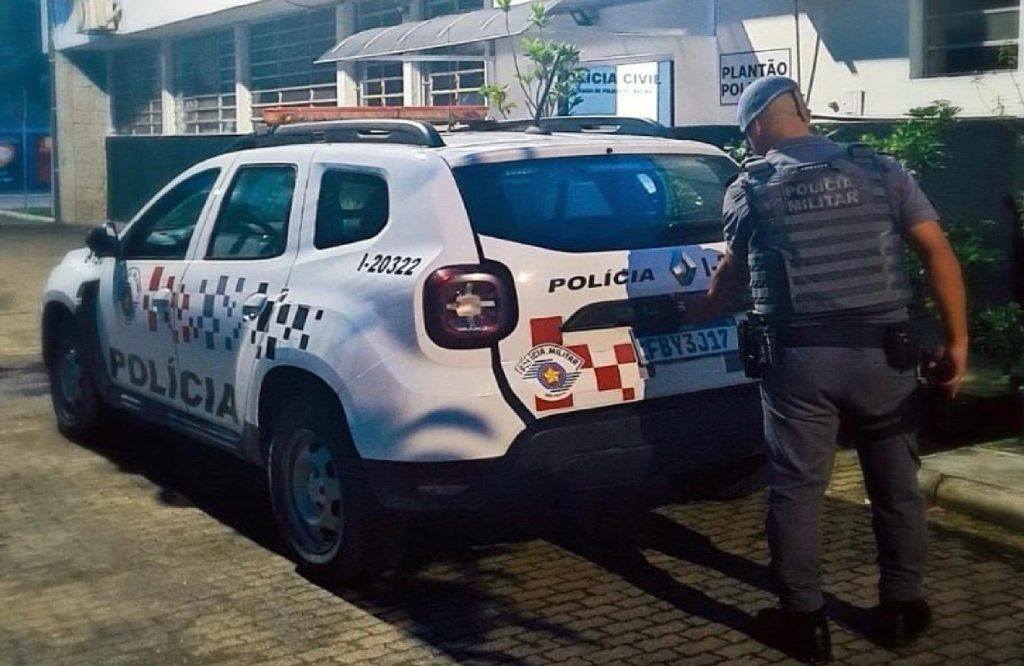 caraguatatuba-prende-criminosos-apos-invasao-a-residencia-e-recuperacao-de-objetos-furtados