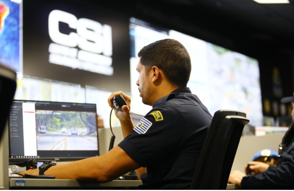 csi-de-sao-jose-dos-campos-auxilia-policia-militar-na-prisao-de-dupla-por-roubo-no-centro