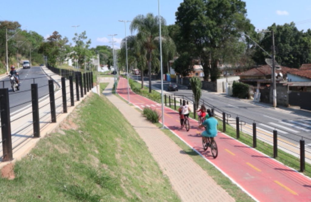jacarei-recebe-destaque-nacional-ao-vencer-categoria-desenvolvimento-do-premio-bicicleta-brasil-na-cop-30