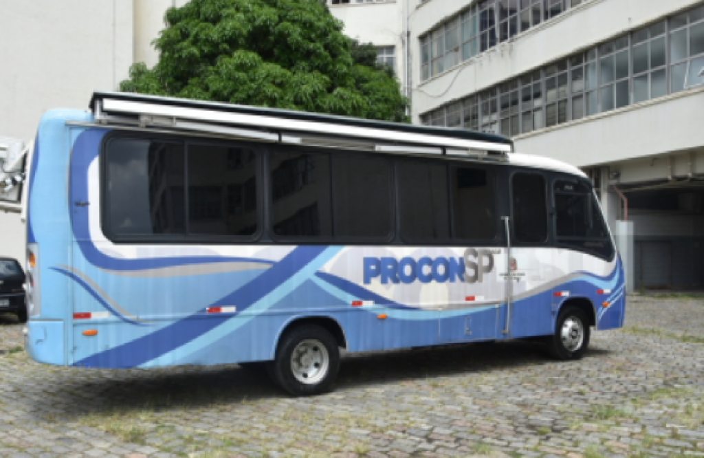 jacarei-recebe-procon-movel-na-black-friday-com-atendimento-no-patio-dos-trilhos