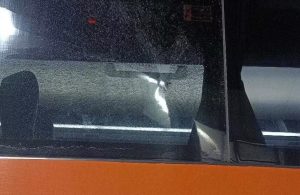 pindamonhangaba-investiga-possivel-disparo-contra-onibus-na-dutra-passageiro-fica-ferido