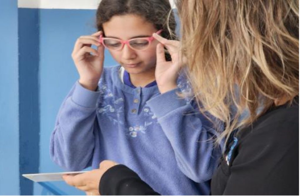 projeto-olhar-atento-entrega-oculos-a-alunos-da-rede-municipal-em-tremembe