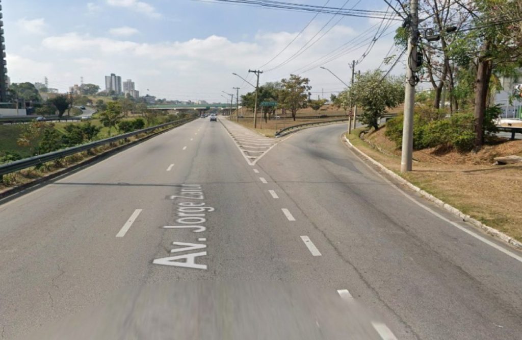 sao-jose-dos-campos-amplia-faixa-de-rolamento-na-avenida-jorge-zarur-para-melhorar-fluxo-viario