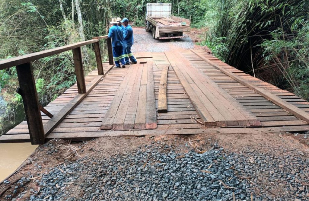 sao-jose-dos-campos-avanca-na-mobilidade-rural-com-nova-ponte-de-madeira-no-rio-do-peixe