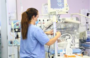 sao-jose-dos-campos-promove-simposio-sobre-atencao-e-cuidado-com-bebes-prematuros