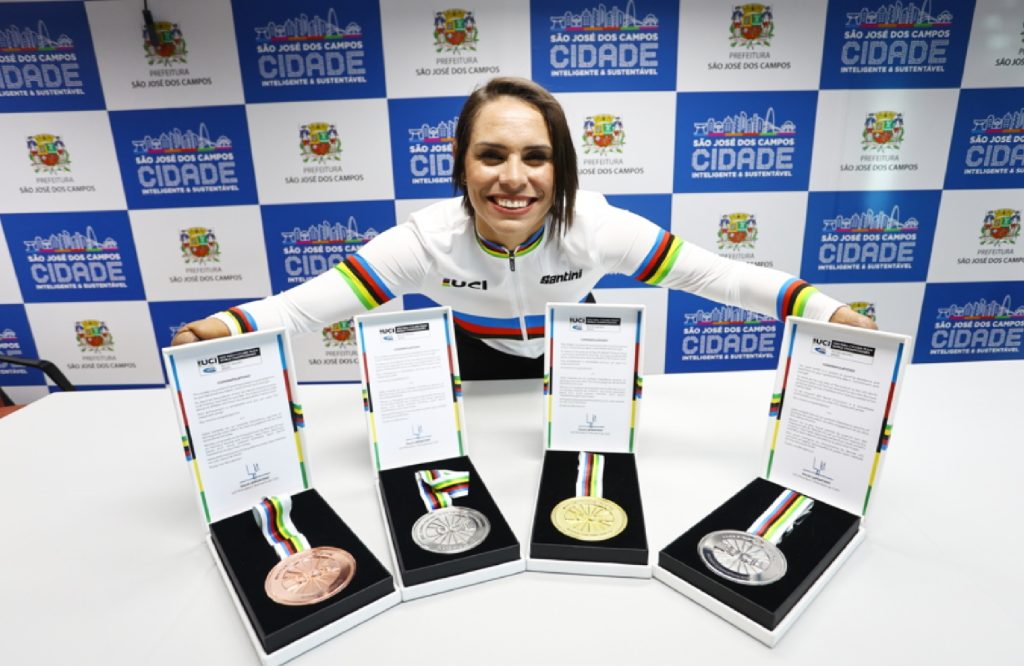 sao-jose-dos-campos-recebe-sabrina-custodia-apos-conquistas-no-mundial-de-paraciclismo