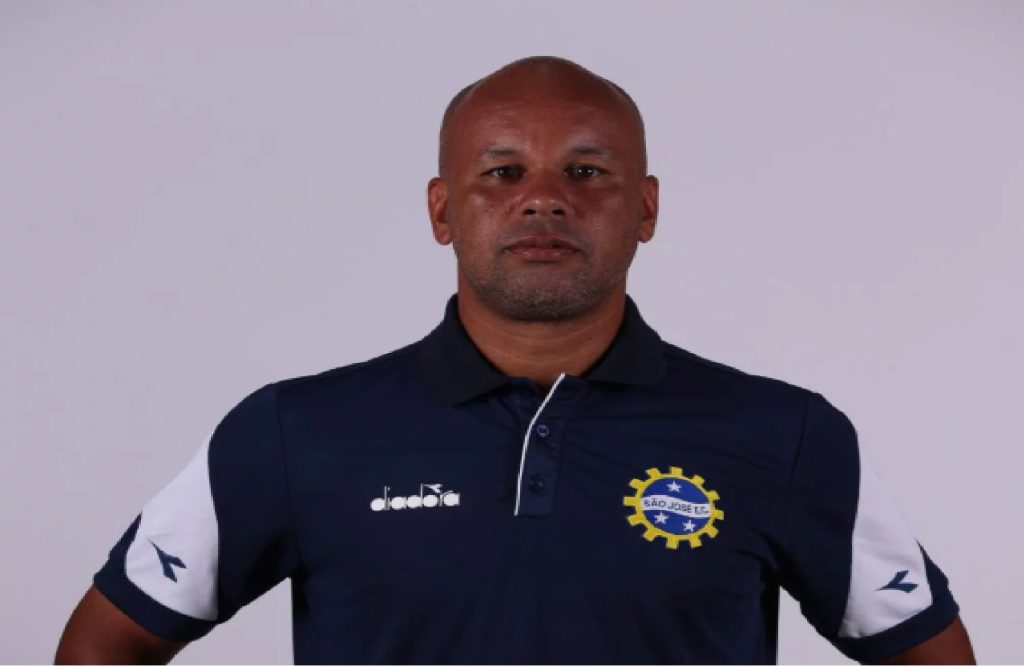 sao-jose-esporte-clube-anuncia-francis-silva-como-novo-coordenador-tecnico-das-categorias-de-base
