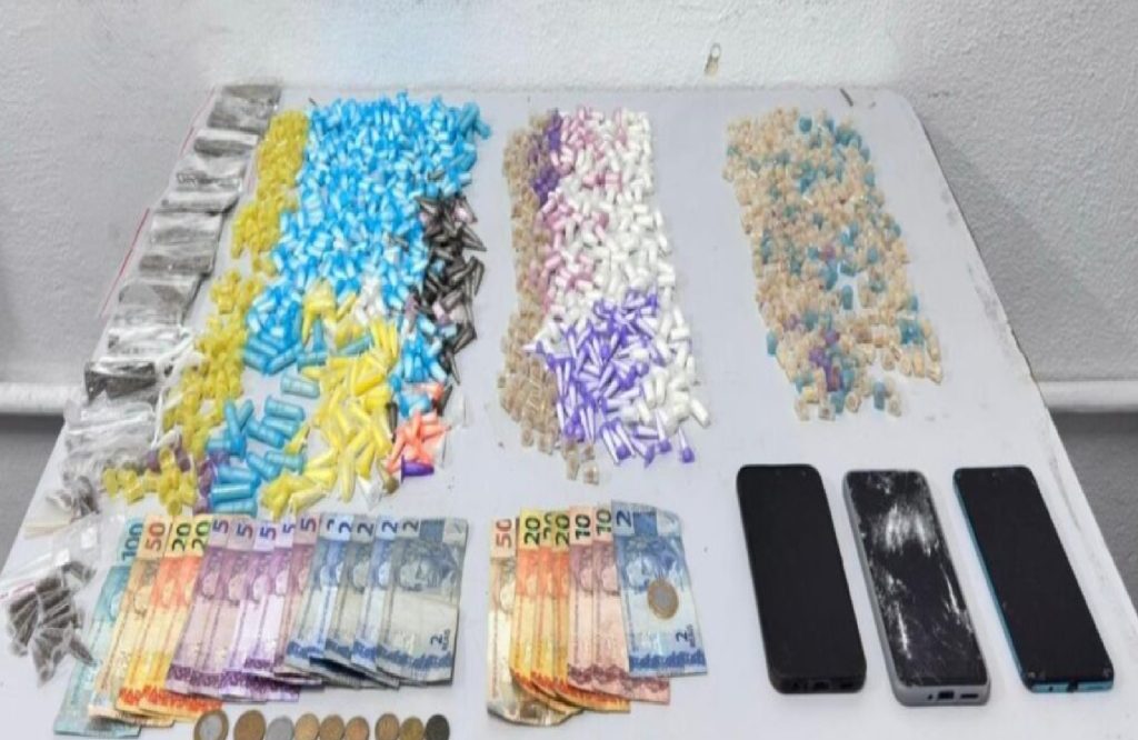 sao-sebastiao-registra-prisao-de-tres-homens-e-apreensao-de-drogas-na-topolandia