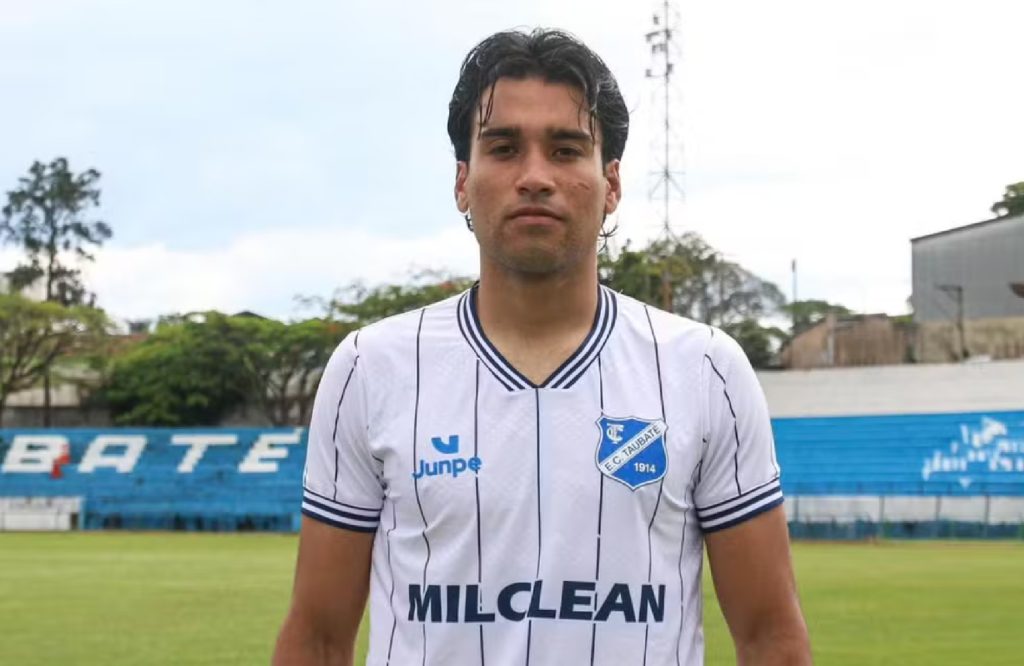 taubate-anuncia-volante-wesley-fraga-como-novo-reforco-para-a-serie-a2