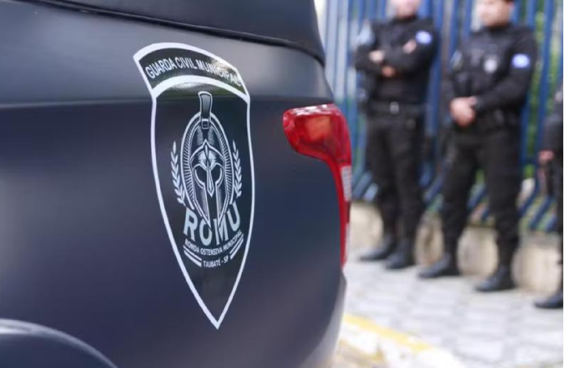 Adolescente é detido após suspeita de estar armado em Taubaté Adolescente é detido após suspeita de estar armado em Taubaté