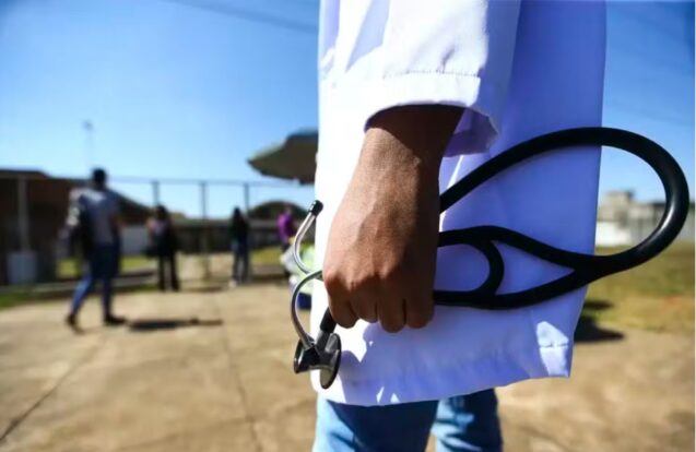 Cursos de Medicina de São José dos Campos e Taubaté são punidos após avaliação ruim no Enamed