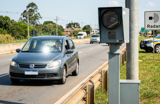 DER ativa novos radares em rodovias de Jacareí e Pindamonhangaba