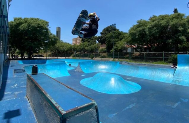 Skatistas de destaque do Brasil treinam no Centro da Juventude em São José