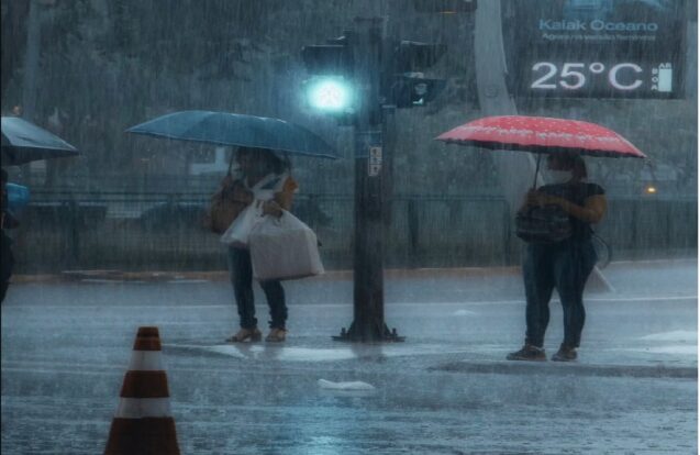 Vale, Litoral Norte e Serra da Mantiqueira entram em alerta para chuvas fortes