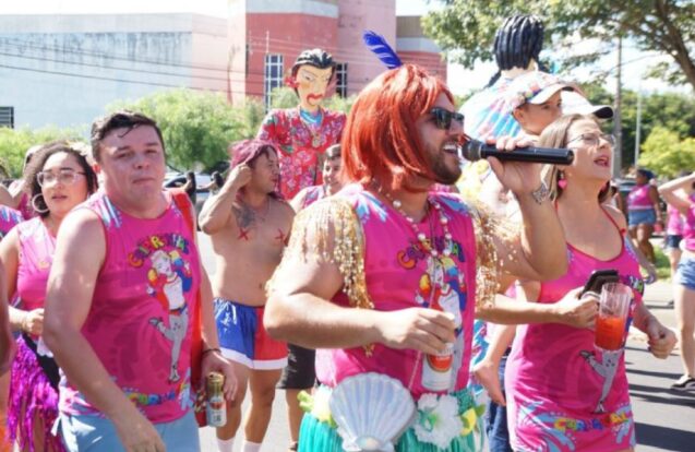 Carnaval agita bairros com bloco e matinê neste domingo em Pindamonhangaba