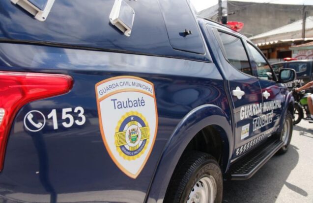 GCM de Taubaté prende suspeito e evita furto de fios em obra