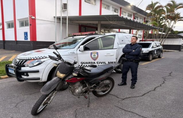 GCM recupera moto furtada durante patrulhamento em Pindamonhangaba