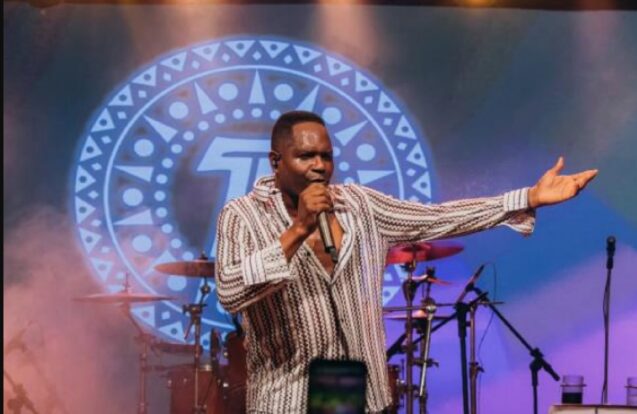 ð¤ Tatau, do Araketu, faz show de Carnaval no Parque da Cidade em Pinda