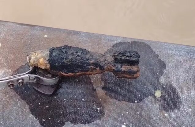 Artefato é detonado pelo Gate após ser encontrado em rio no Urbanova em São José dos Campos