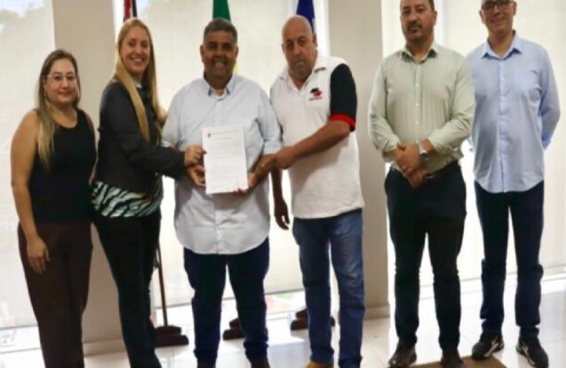 Guaratinguetá propõe reajuste salarial e aumento no vale alimentação para servidores