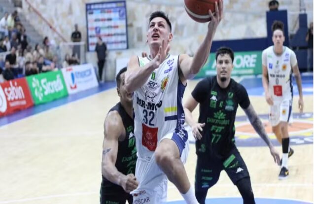 São José Basketball perde em casa para Bauru pelo NBB