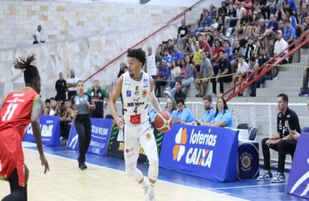 São José Basketball vence Osasco no NBB e segue no G-8