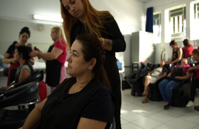 Taubaté abre mais de 60 vagas em cursos gratuitos na Escola do Trabalho