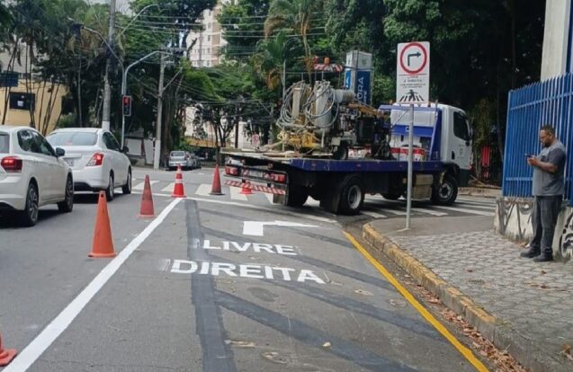 Taubaté amplia conversão livre à direita em cruzamentos para melhorar trânsito