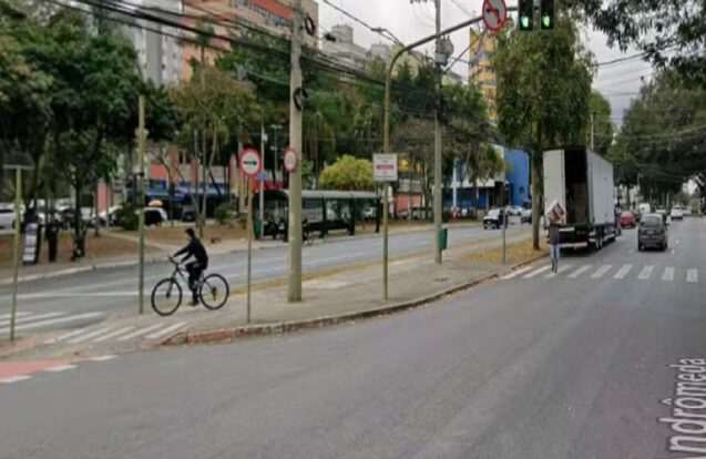Motociclista morre após acidente com ônibus na zona sul de São José