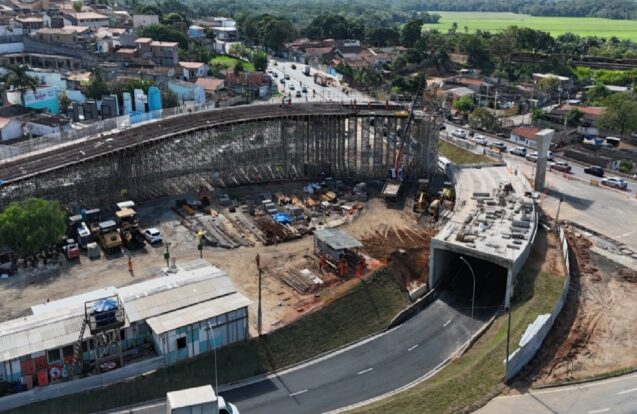 Obra da Sebastião Gualberto avança e pode impactar trânsito em São José