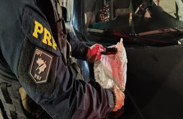 🚔 Casal é preso com droga na Dutra em Jacareí durante fiscalização