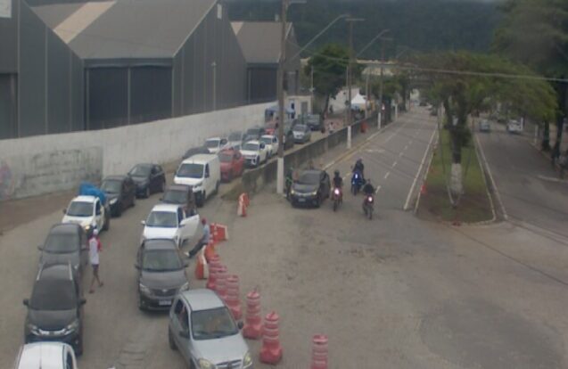 Balsa São Sebastião Ilhabela tem até 90 minutos de espera no feriado
