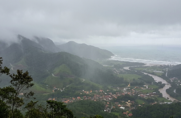 Chuva e tempo instável marcam o fim de semana no Vale, Litoral e Serra