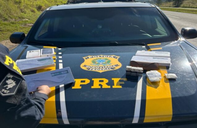 Piloto de avião comercial é preso por contrabando durante abordagem da PRF em Jacareí