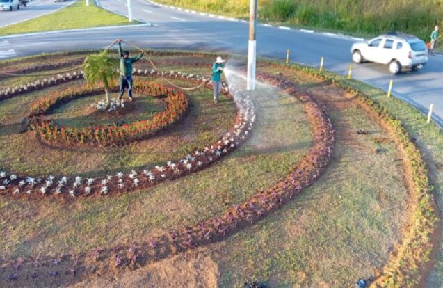Pindamonhangaba revitaliza rotatória do Anel Viário e quer ampliar projeto pela cidade