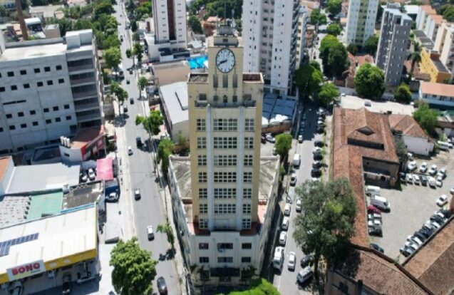 Taubaté reduz cargos comissionados e prevê economia superior a R$ 1 milhão por ano