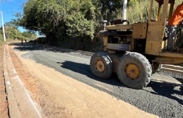 Obras avançam e estrada de Quiririm se aproxima da pavimentação em Taubaté
