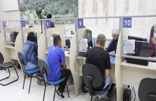 PAT de São José dos Campos abre semana com 414 vagas de emprego